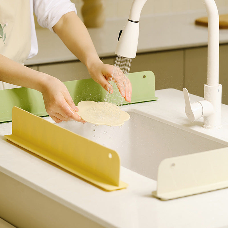 Silicone Water Barrier With Suction Cup Design